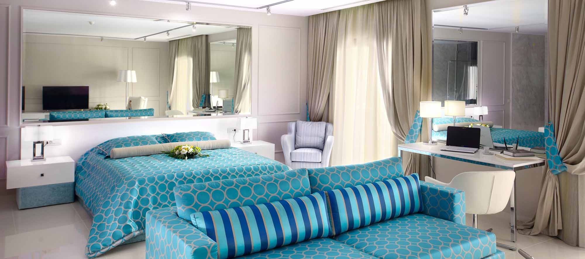 Tokyo suite bed