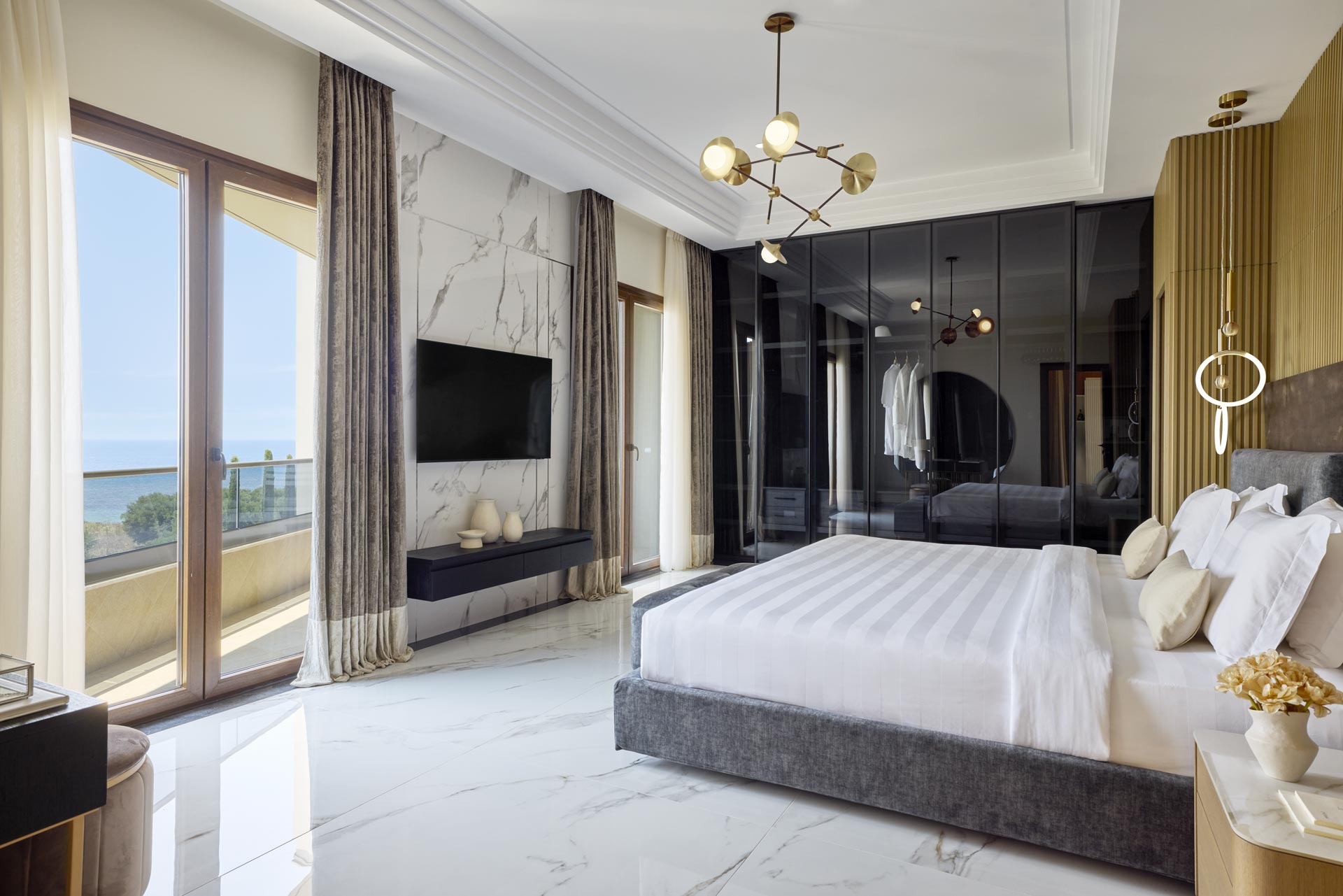 Sida Suite Master Bedroom - Sea View