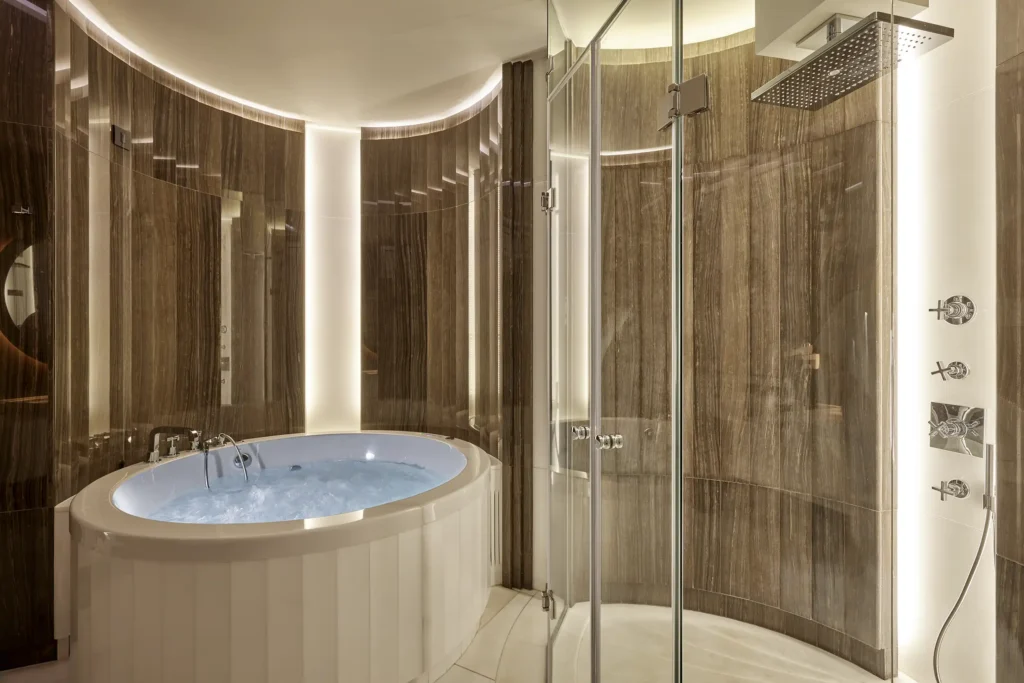 Royal Suite 625 Jacuzzi